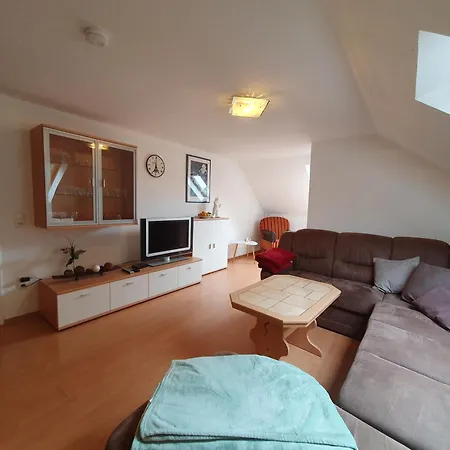 Apartment Ferienobjekte Claus, 35633